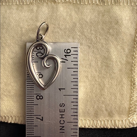 James Avery “A Mother’s Love” 925 Silver Heart Swirl Pendant - Picture 7 of 8